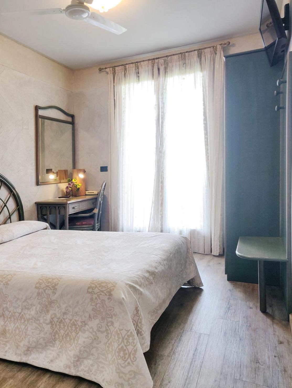 Hotel Castello S. Antonio Lazise Exterior photo